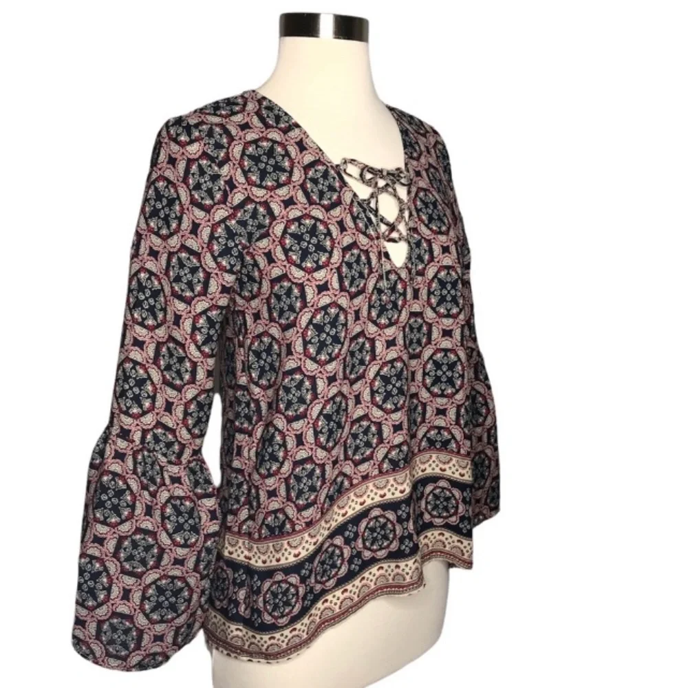 Abercrombie A&F Boho Tie V-Neck Bell Sleeve Blouse Top Peasant Hippie EUC SZ XS